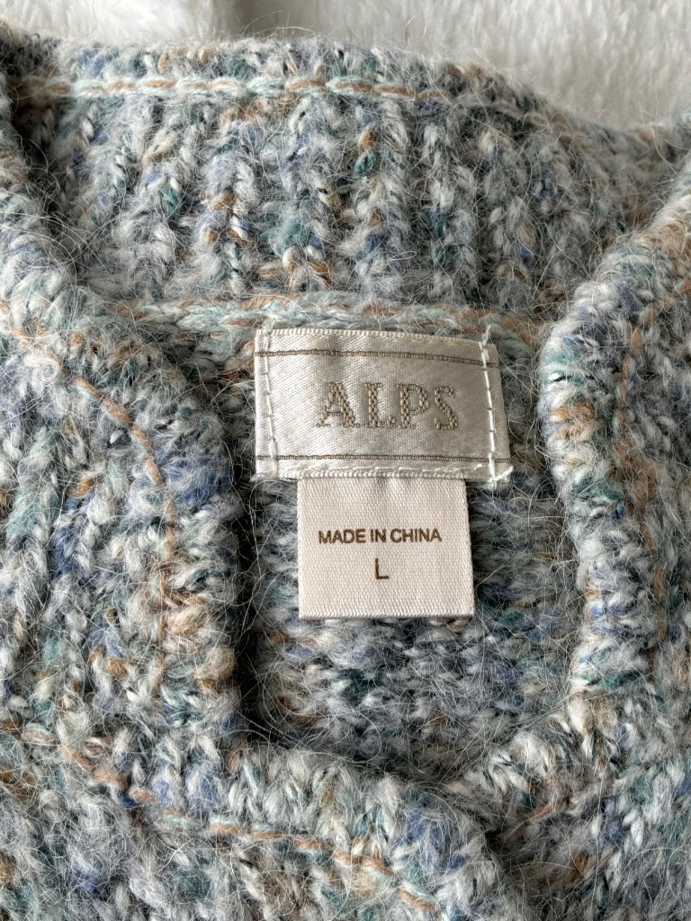 Vintage ALPS Marled Knit Cardigan Sweater Chunky Coaxial Wood Buttons Blue Large
